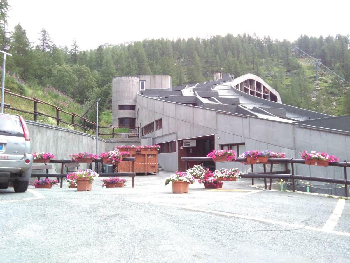 Cervinia Ski In Ski Out - Studio On The Slopes Breuil-Cervinia Bagian luar foto